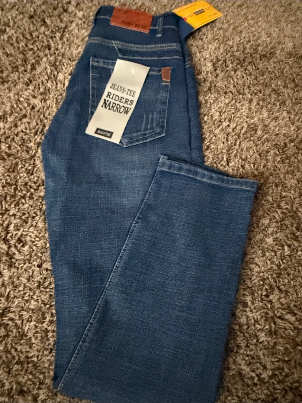 NWT-Riders Narrow #816 Men’s Dark Blue Denim Jeans, Size Small/28